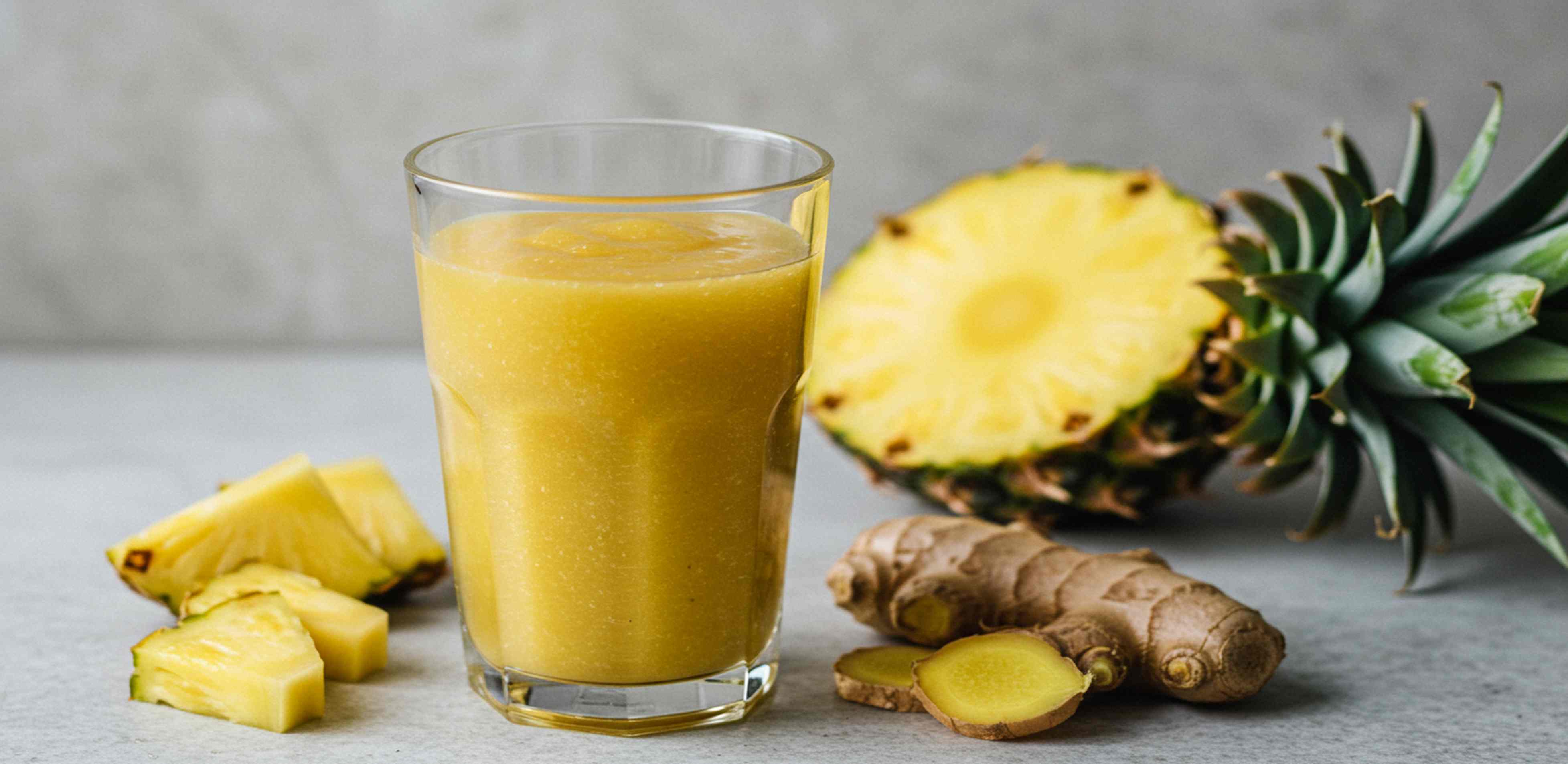 Batido de piña y jengibre